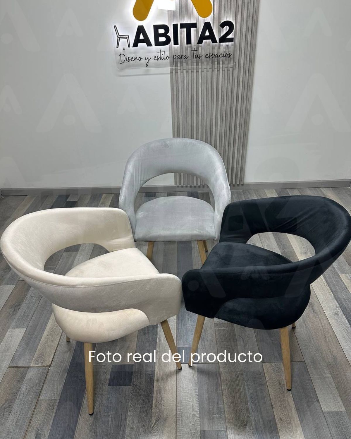Sitial Florencia Wood