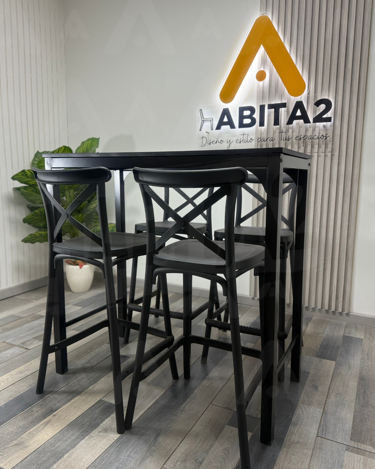 Comedor Alto Danubio Black