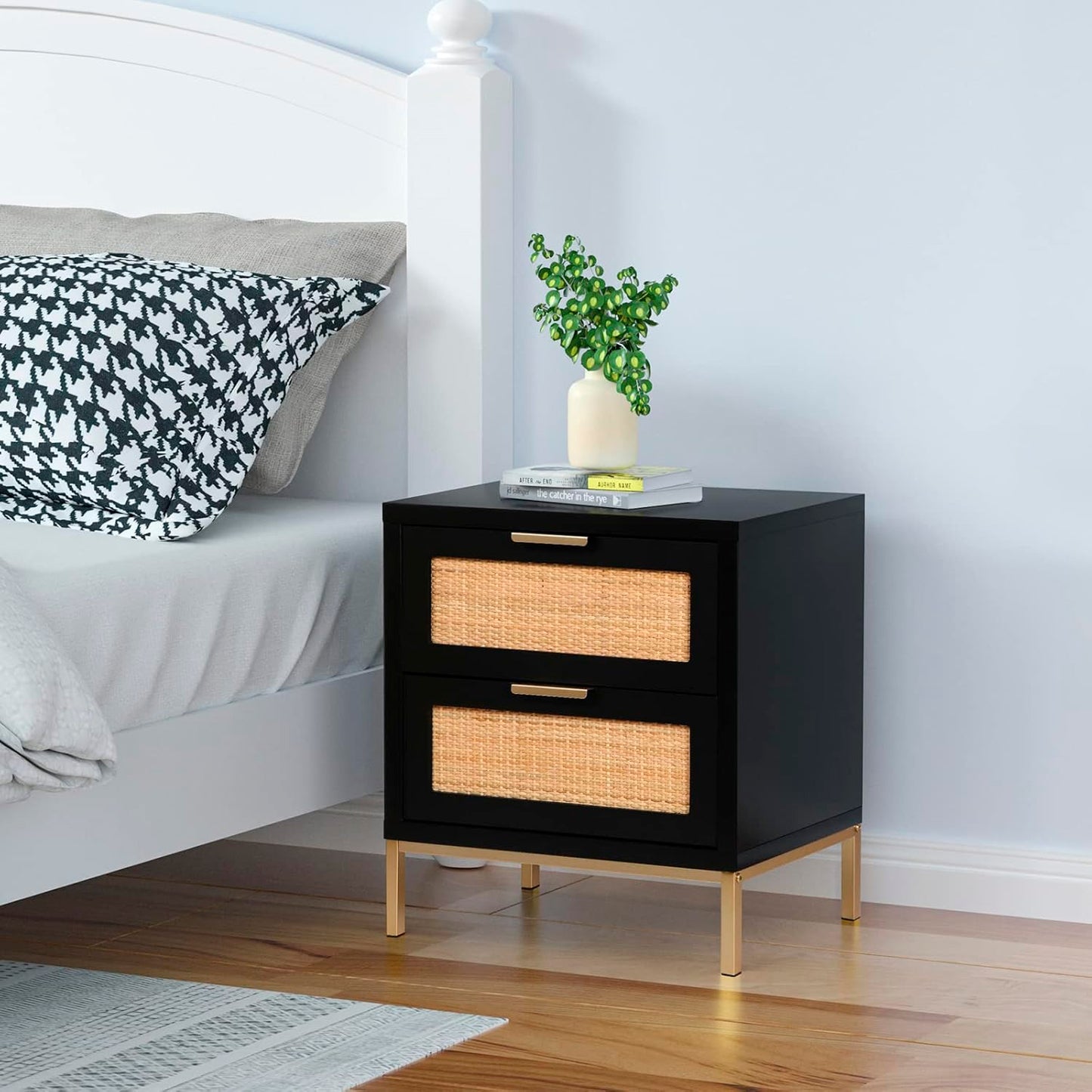 Velador Black Rattan