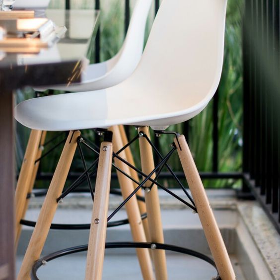 Taburete Eames 70 cm