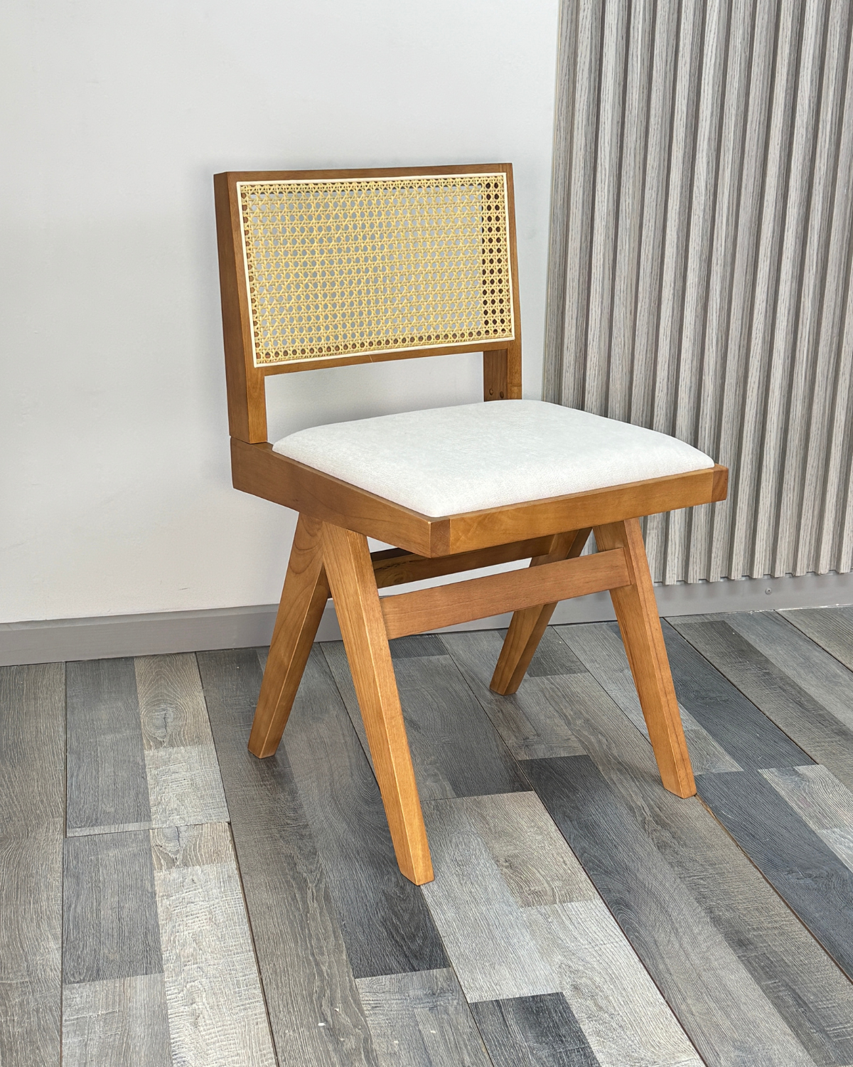 Silla Napi de Madera Acolchada