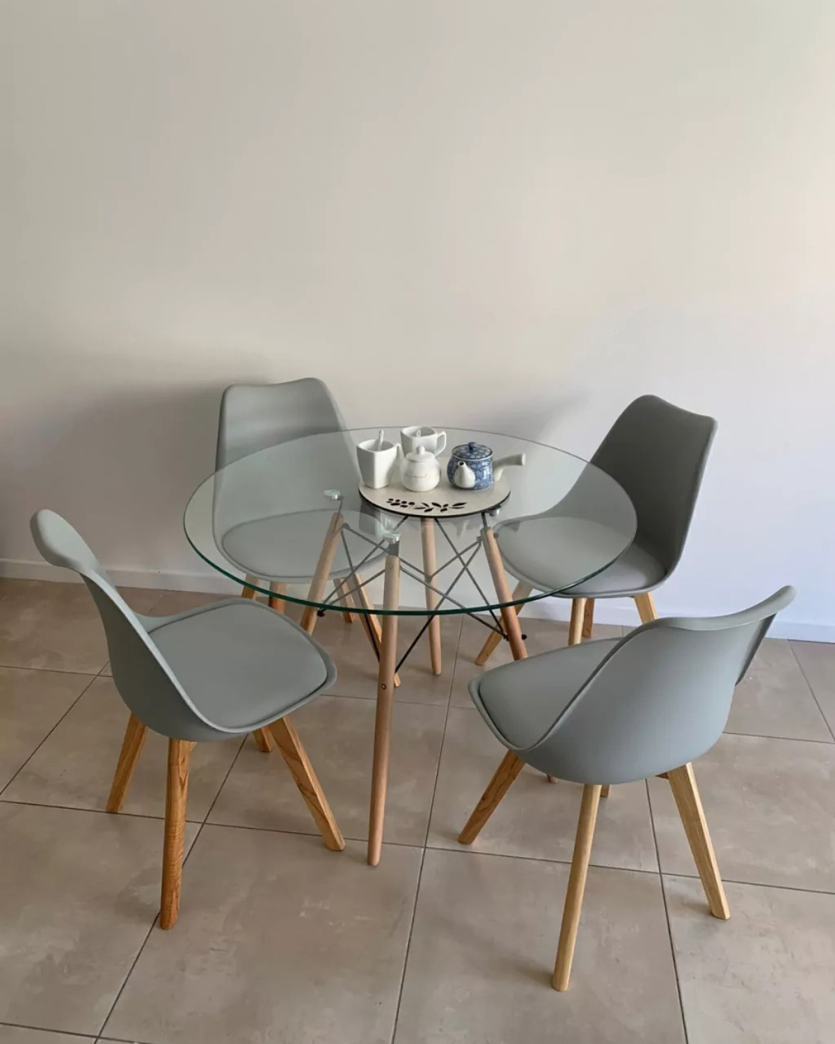 Comedor Tulip Glass
