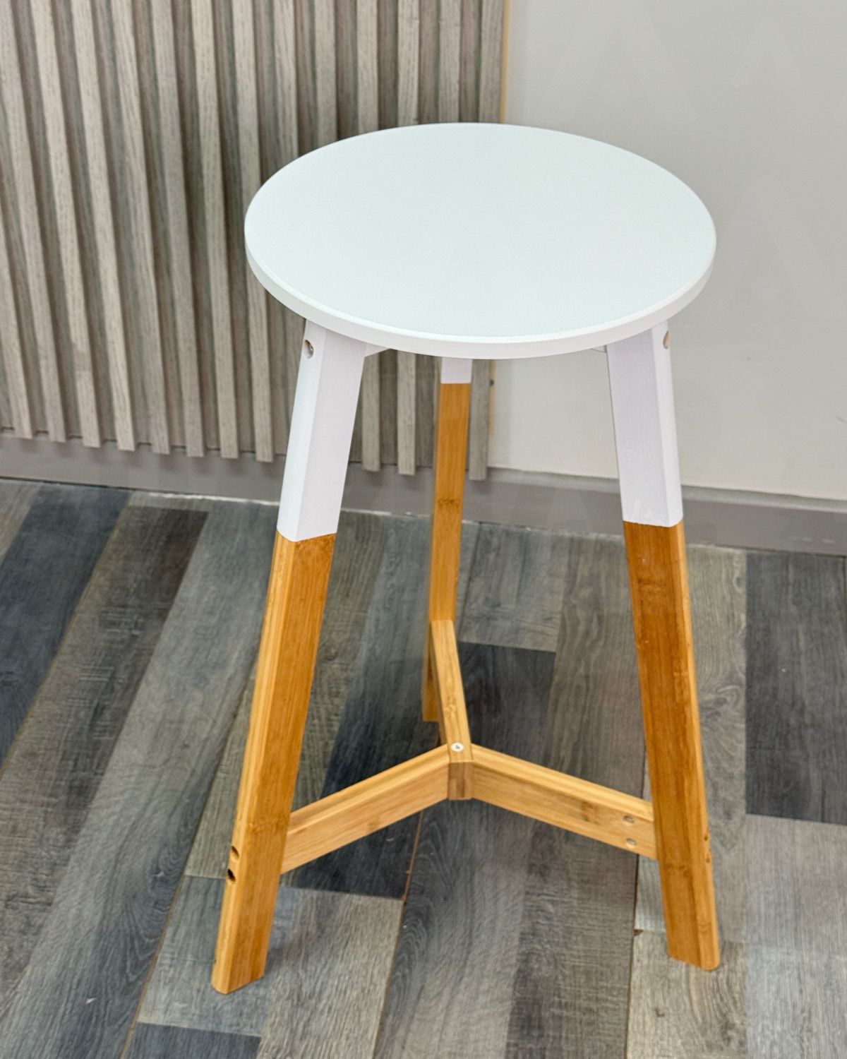 Piso Bar Homelike 65 cm