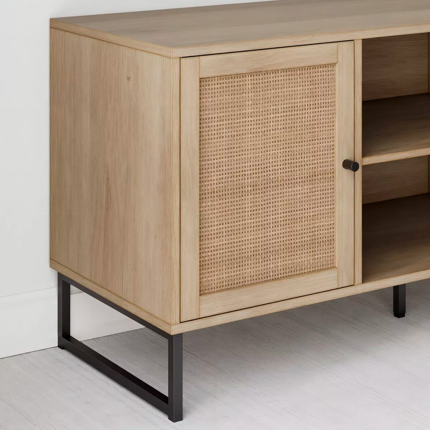Rack Buffet Rattan Mesh