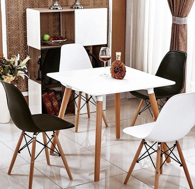 Comedor Eames Cuadrado