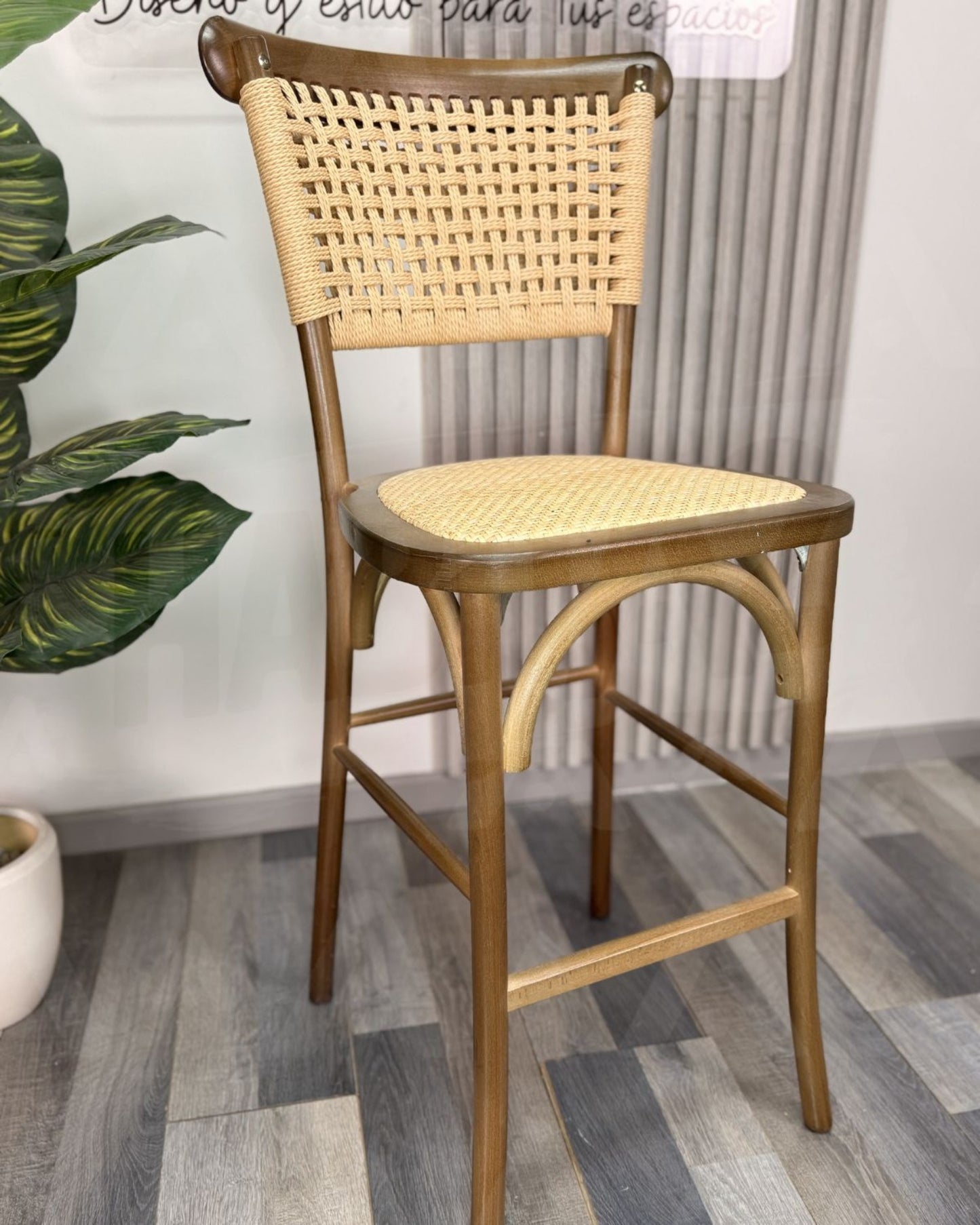 Taburete Greta de Madera 66 cm